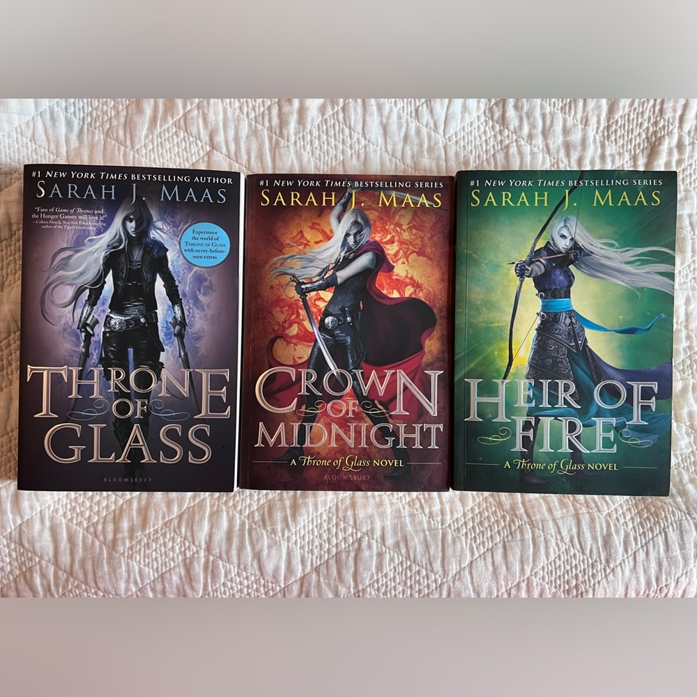 SOLD Throne of Glass OOP Original Paperback Covers